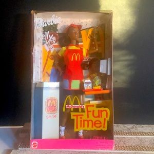 2001 Barbie and Kelly McDonalds Funtime NRFB